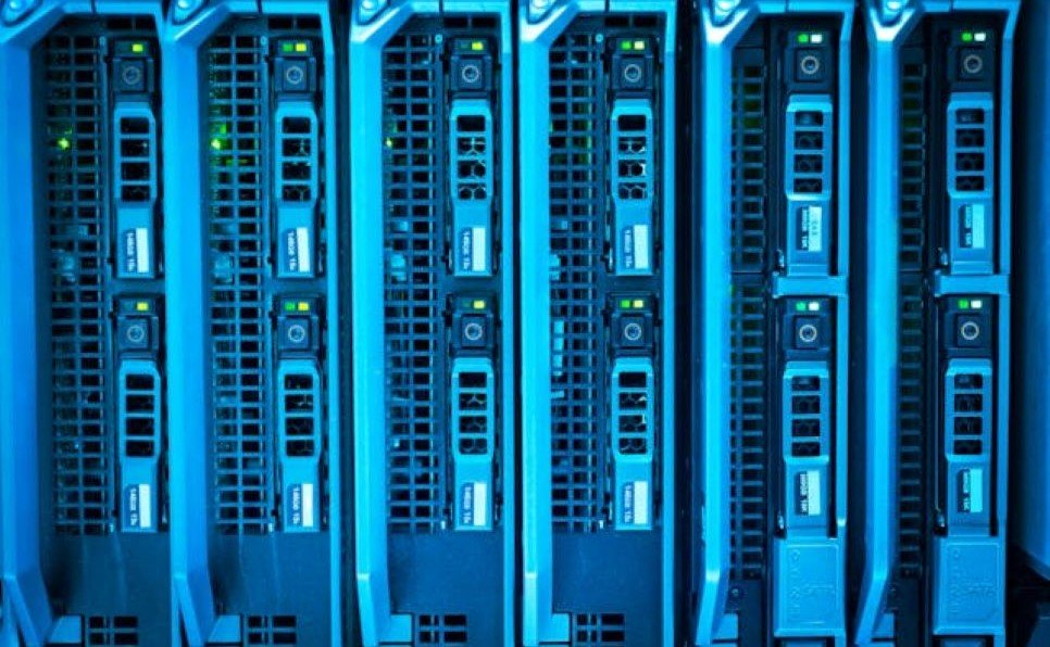 Floating-Data-Center