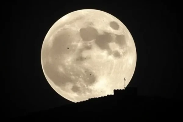 SpaceX Moon Crash: A Warning for Future Lunar Bases 1 Ft. spacex moon crash lunar bases