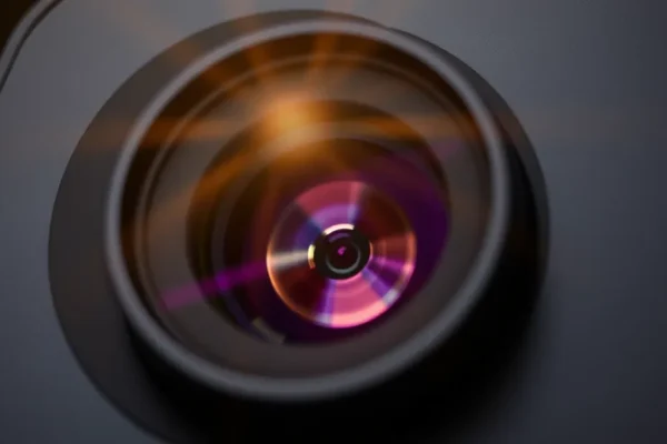 iPhone 18 Pro Camera: Variable Aperture Isn’t the Real Story